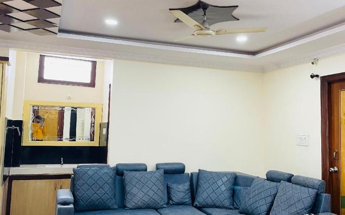 Luxury Modern Spacious 2Bhk Flat near Amb Mall