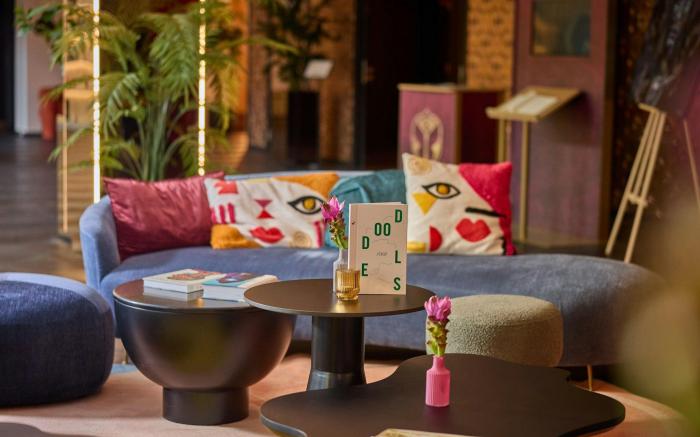 Cardo Brussels, Autograph Collection