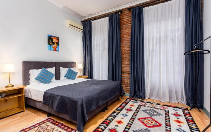 Ethnograph Old Tbilisi Hotel