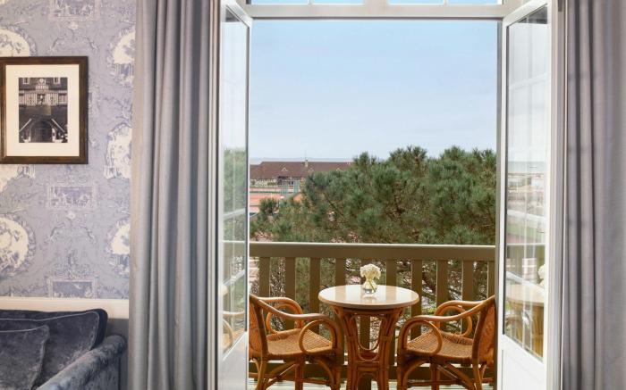 Hotel Barriere Le Normandy