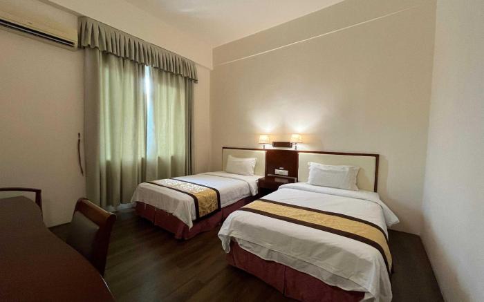 Hotel O Atari Inn