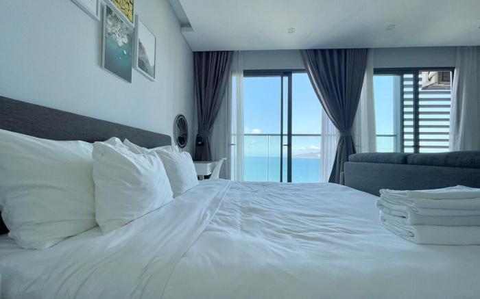 2005 Sea & Horizon Luxury Apt Full Option