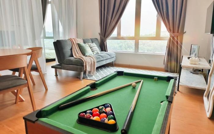 LV8 MintyMeadow | 5pax | Kuantan
