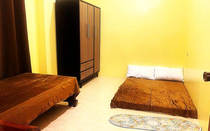 Raya's Guesthouse