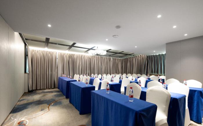 Echarm Hotel Haikou Provincial Government Riyue Plaza Duty Free Shop