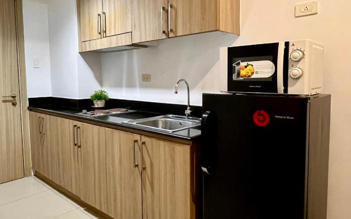 Shore Residences Tandem  3x 1Br unit for 12 person
