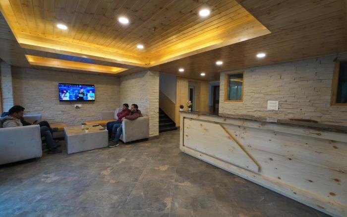 Hotel Mountain Majesty, UNIT OF CHAMBYAL'S RETREAT
