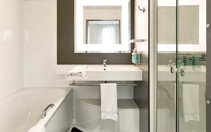 B&B HOTEL Paris Grand Roissy CDG Aéroport 4 étoiles