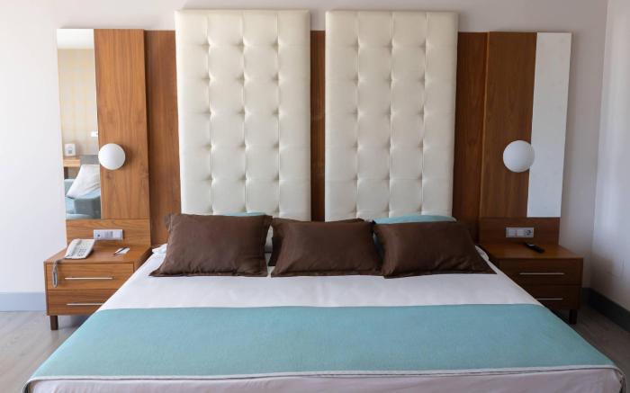 Hotel Ciudad de Ponferrada, an Ascend Collection Hotel