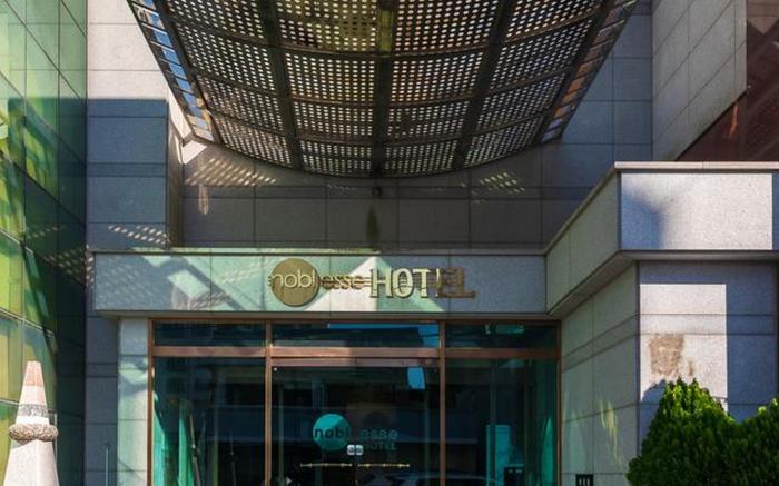 Jeju Shinjeju Noblesse Hotel