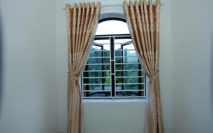 Tam Coc Mountain Flower Homestay