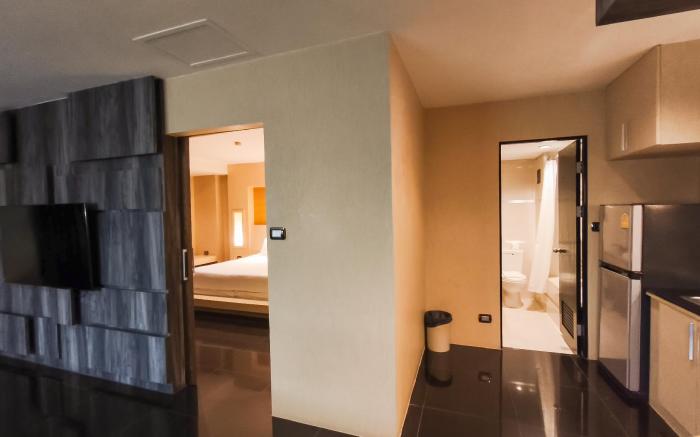 Avana Bangkok Hotel & Convention Centre