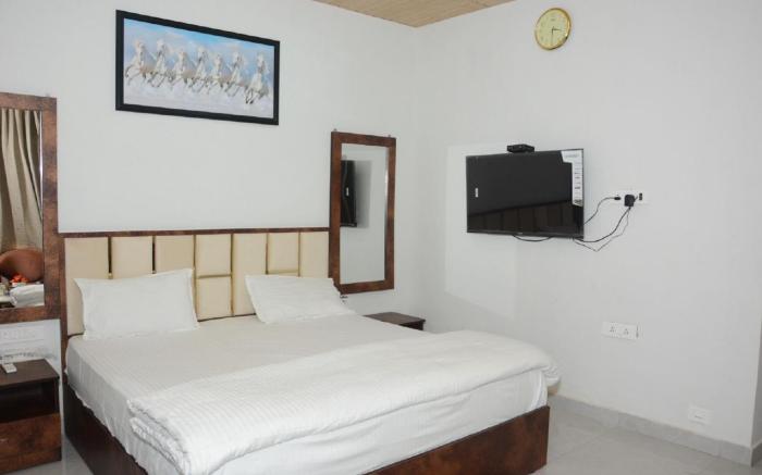 Preet Holiday Resort