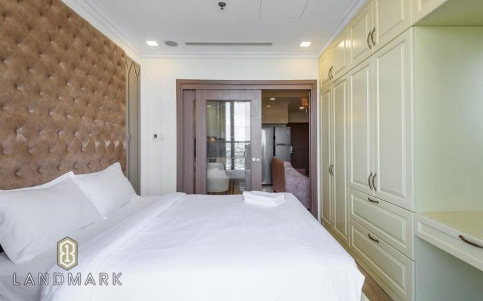 @1BR Luxury ~ Lowfloor Landmark 81 @Free Pickup