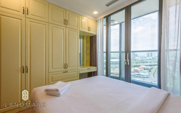 @1BR Luxury ~ Lowfloor Landmark 81 @Free Pickup