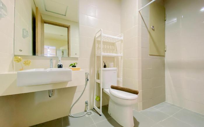 Good Warm 1BR Pejaten Park Residence By Travelio