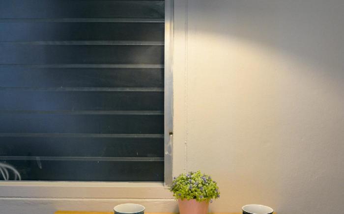 Sukhumvit Cottage Style w/ Bathroom + Kitchen (R3)