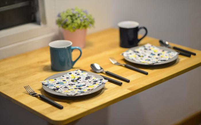 Sukhumvit Cottage Style w/ Bathroom + Kitchen (R3)