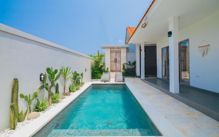 Santai Villa by Betterplace
