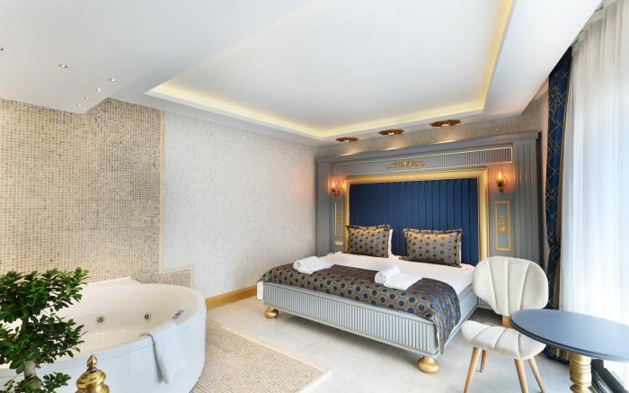FIVE DIAMONDS HOTEL