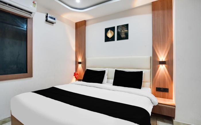 OYO 828489 The Grand Suites