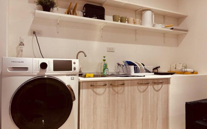 UG202永春捷運站/松山車站/台北101/饒河夜市/五分埔商圈/四四南村/獨立出入口/2房5P2樓