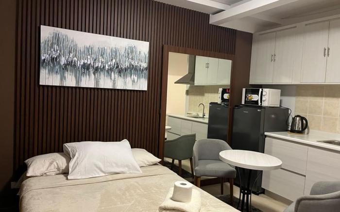 Deluxe Suite at Bel Air Soho D14D03