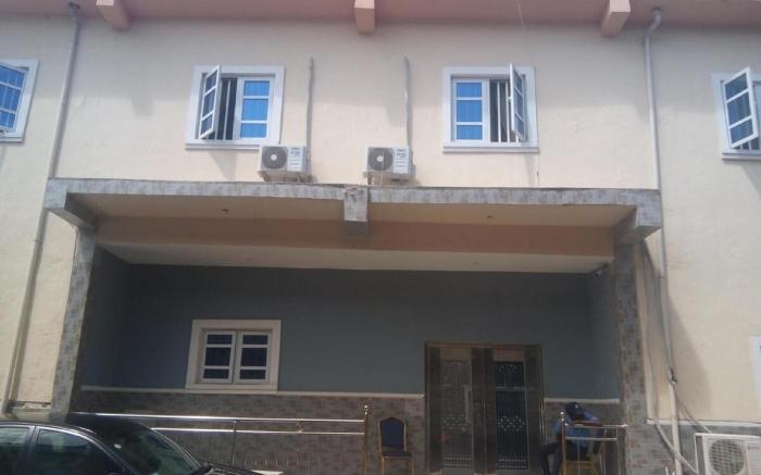 Glamour Park Hotel & Suites