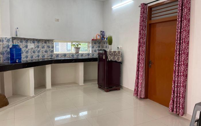 Arya sadan homestay 