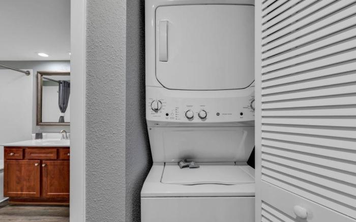 Ocean View 1BR Condo with Private Balcony