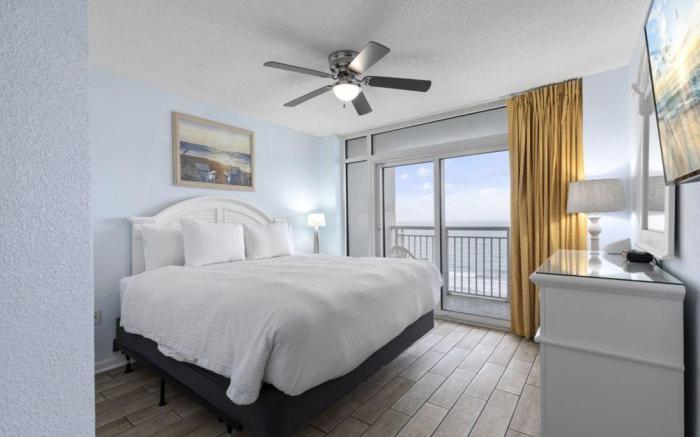 Breathtaking Oceanfront Condo Views w Pool | Atlantica Towers