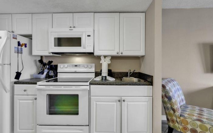 Ocean View 1BR Condo
