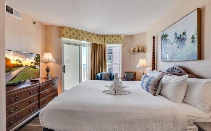 Carolinian Corner Gem Views!