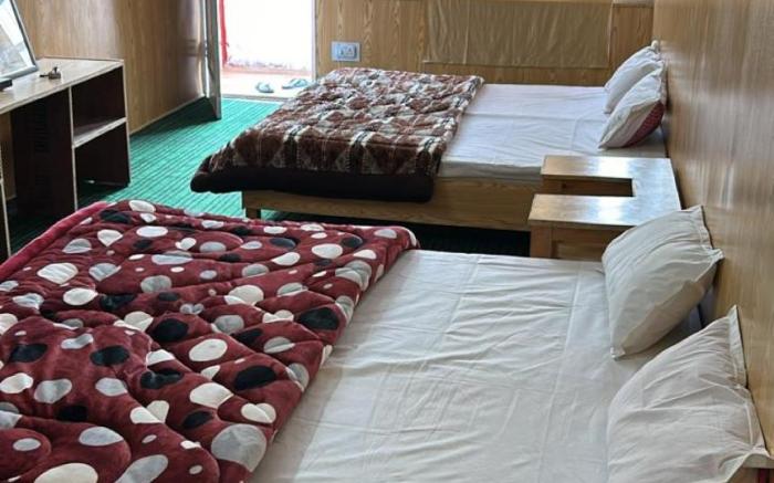 Goroomgo Anjali Homestay Jibhi Bini