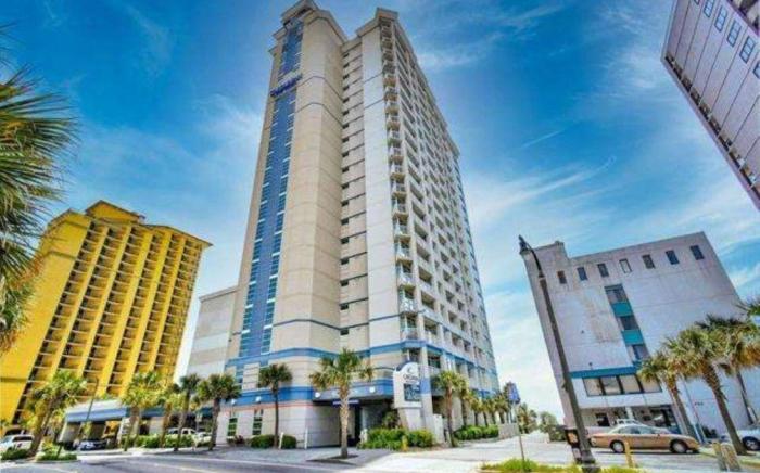 Myrtle Beach Gem: Your Beachfront Retreat