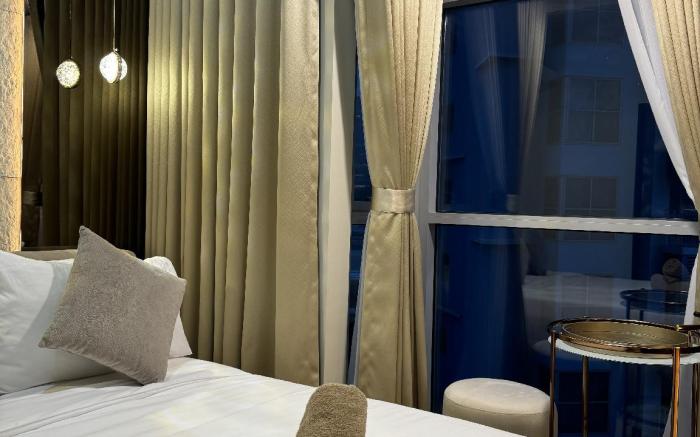 Stylish 1BR Near Airport Facing the Bay - 9d