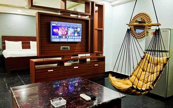 18. Luxury spacious 1bhk, couple, family by instay