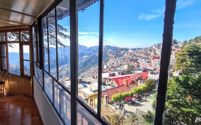 Panoramic Cottage on Mall Road, by Kalawati Homes