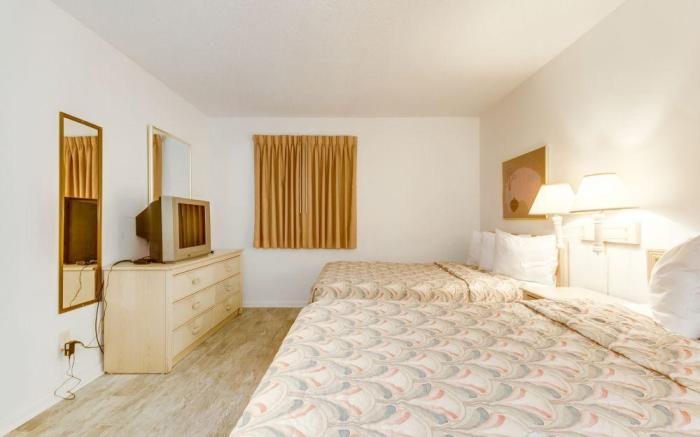 Ocean Forest Plaza Condo Close to the beach