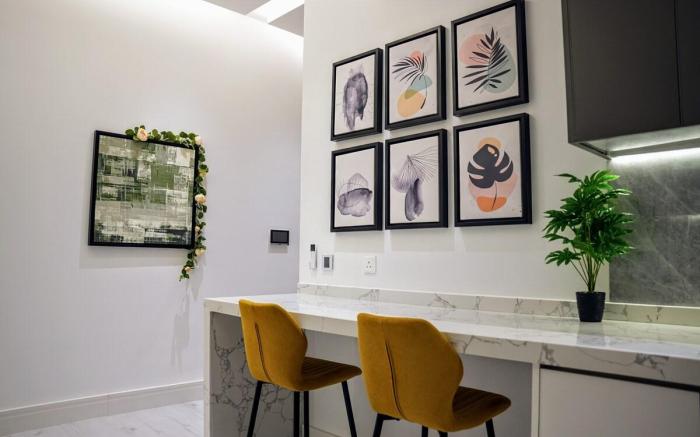 Luxury Smart Apartment E12