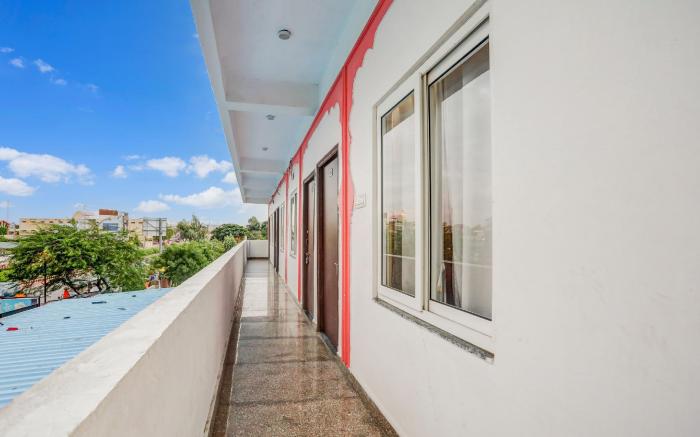 Hotel O Girdharwal Resort