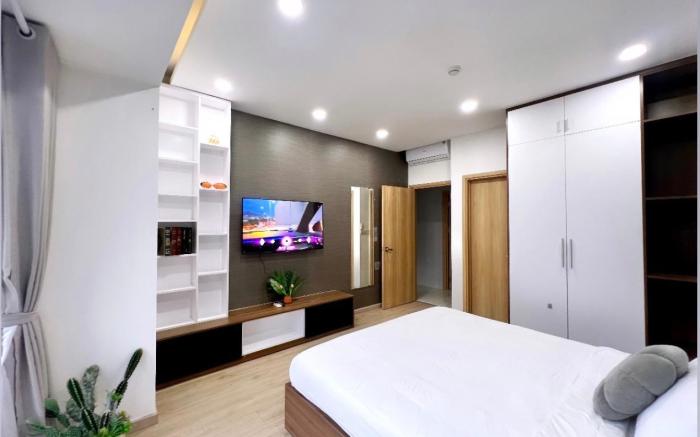 3 Bedroom Apartment Near Airport