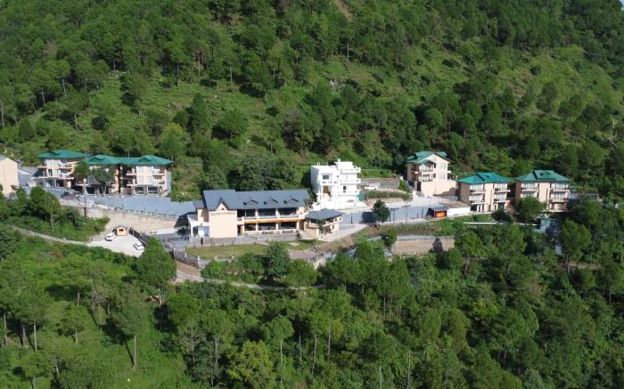 RAJMAAN SINGH ECO RESORT