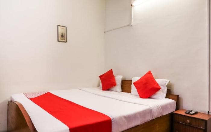 Goroomgo Woodstock Homestay