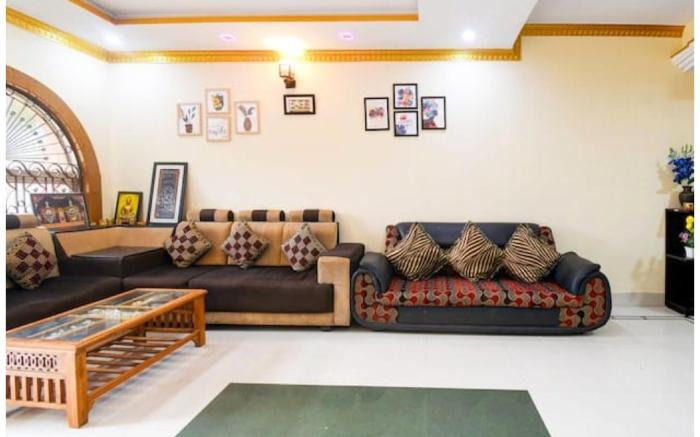 Goroomgo Book N stay sampadaa Puri
