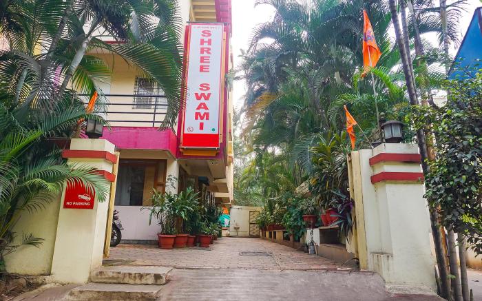 FabHotel Shree Swami - Nr. Bird Valley Udyan