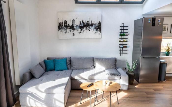 Penthouse am Stadtwald mit Ausblick, EBK, WLAN