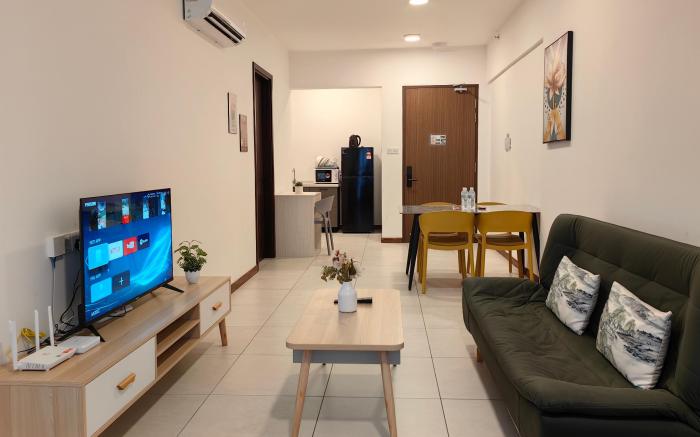 Near Airport|FreeParking|KAvenue|Family Room 6 Pax
