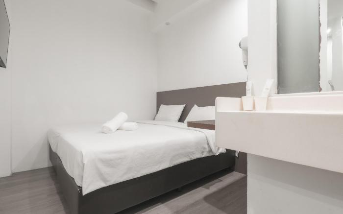 A Hotel Dickson, Stay From 9PM To 8AM