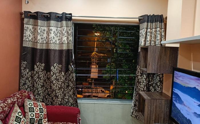 SwarnaBiroti-20minAirport,25minStn,100Mbps,SmartTV